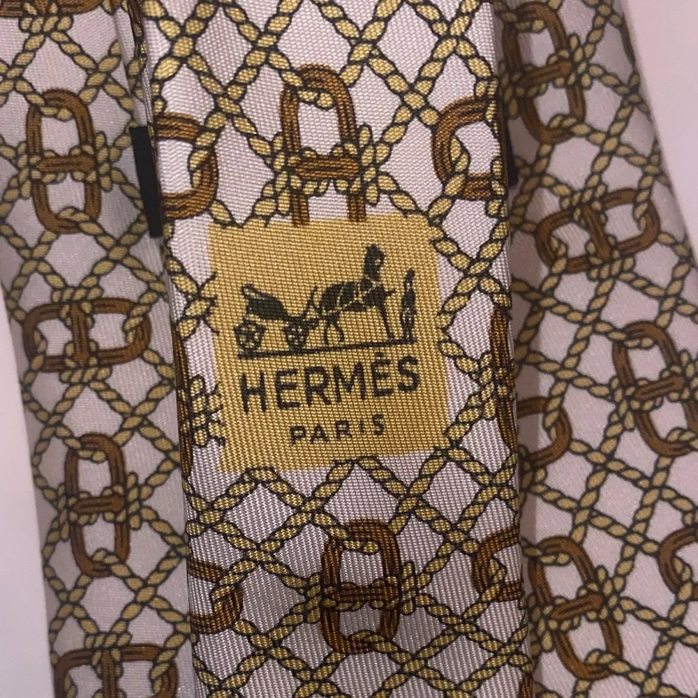 Hermes Silk Geometric Pattern Men's Tie in Beige -Brown and Olive
